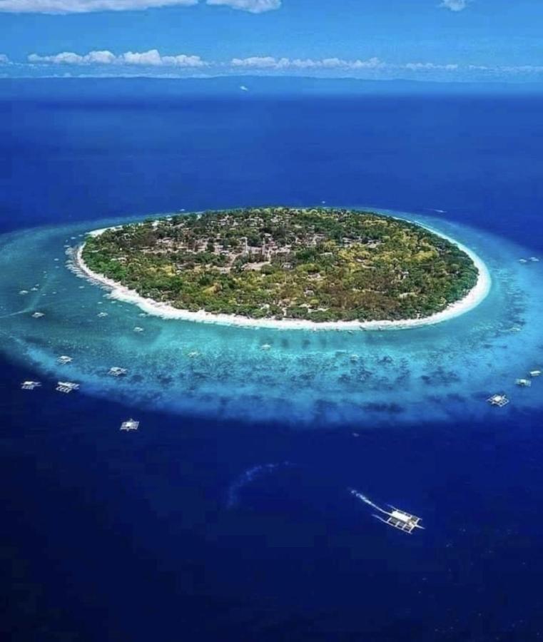 Ruumar B&B-Islandhopping Clarin  Buitenkant foto